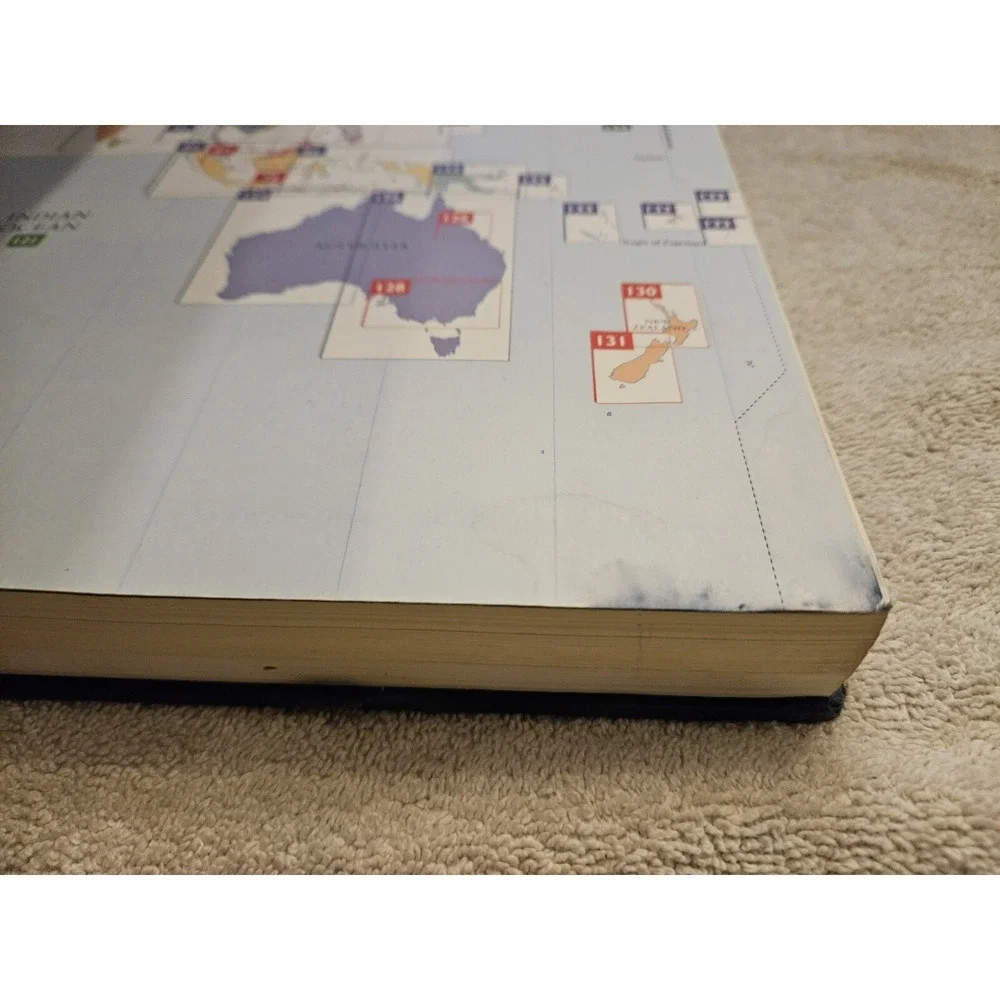 Atlas of the World coffee table book‎ Big 
